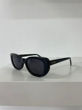 Load image into Gallery viewer, Rosie Sunglasses- Black
